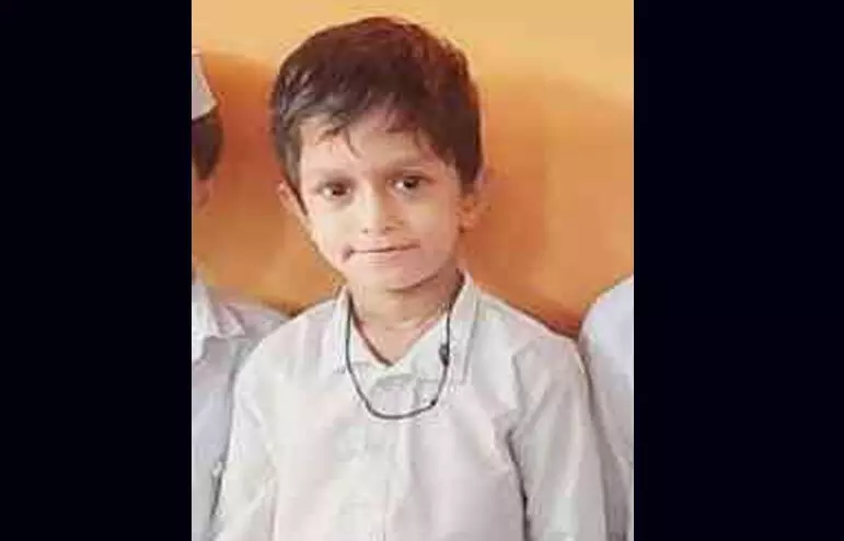 മാതാവിന്റെ കൺമുന്നിൽ ടിപ്പറിടിച്ച് അഞ്ചു വയസ്സുകാരന് ദാരുണാന്ത്യം മാതാവിന്റെ കൺമുന്നിൽ ടിപ്പറിടിച്ച് അഞ്ചു വയസ്സുകാരന് ദാരുണാന്ത്യം