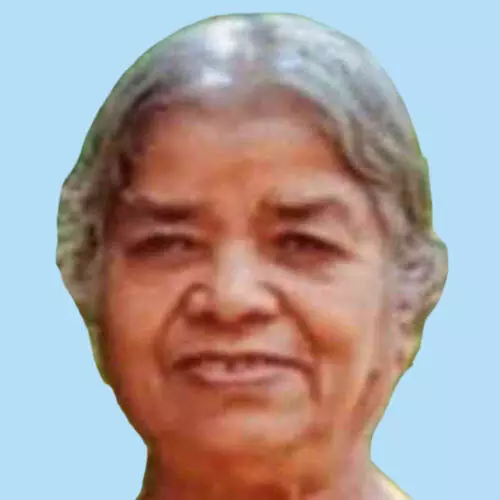 ശ്യാ​മ​ള