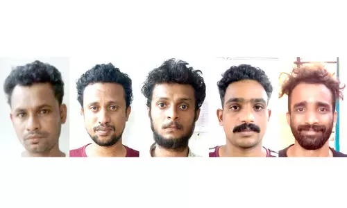 പൂട്ടിക്കിടന്ന ഹോട്ടലിൽ മോഷണം: അഞ്ചുപേർ പിടിയിൽ