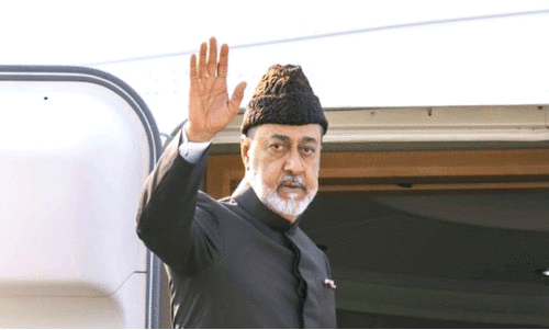 പു​തു​ച​രി​തം; സു​ൽ​ത്താ​ന്‍റെ ഇ​ന്ത്യ സ​ന്ദ​ർ​ശ​ന​ത്തി​ന്​ സ​മാ​പ​നം