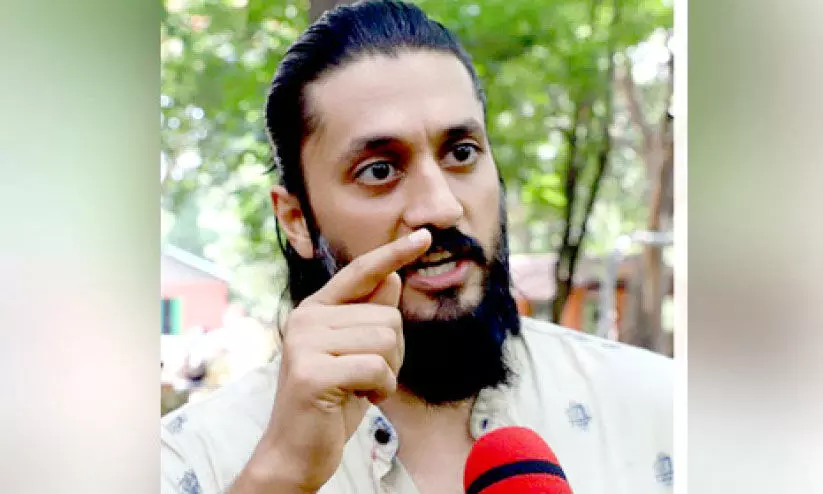 ചേ​ത​ൻ അ​ഹിം​സ​