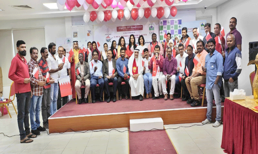 വേ​ൾ​ഡ് മ​ല​യാ​ളി കൗ​ൺ​സി​ലും ലൈ​റ്റ് ഓ​ഫ് കൈ​ൻ​ഡ്നെ​സും ദേ​ശീ​യ​ദി​നം ആ​ഘോ​ഷി​ച്ചു