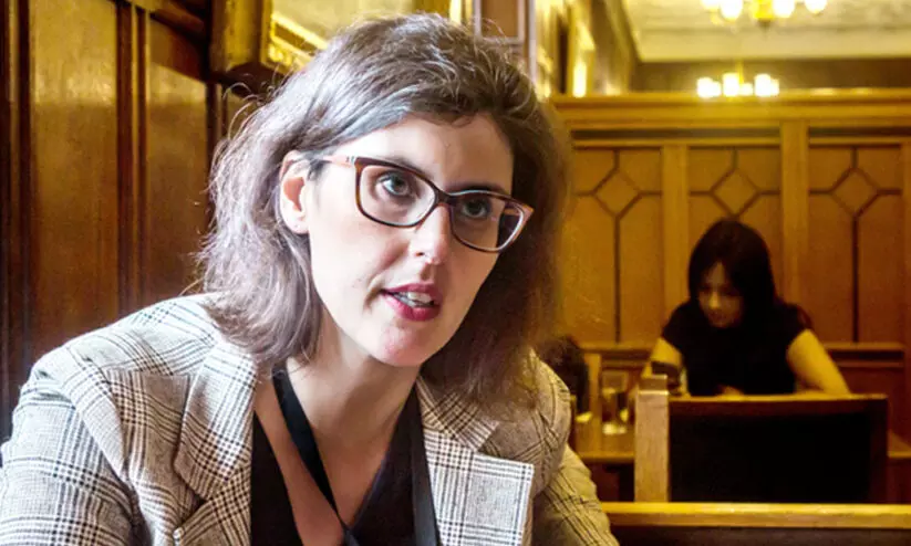 ഗസ്സ ചർച്ചിൽ കുടുങ്ങിയ ബന്ധുക്കളെ ഓർത്ത് പേടിയോടെ ബ്രിട്ടീഷ് എം.പി: ‘ഒന്നുകിൽ വെടിയുണ്ട, അല്ലെങ്കിൽ വെള്ളം കിട്ടാതെ മരിക്കും...’ ഗസ്സ ചർച്ചിൽ കുടുങ്ങിയ ബന്ധുക്കളെ ഓർത്ത് പേടിയോടെ ബ്രിട്ടീഷ് എം.പി: ‘ഒന്നുകിൽ വെടിയുണ്ട, അല്ലെങ്കിൽ വെള്ളം കിട്ടാതെ മരിക്കും...’