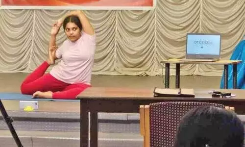 കെ.​എം. അ​ന​ഘ വേ​ദി​യി​ൽ