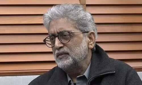 gautam navlakha 08976