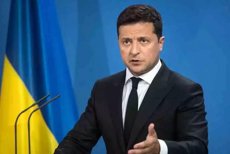 റഷ്യക്കെതിരെ യുദ്ധത്തിന് അഞ്ചുലക്ഷം പട്ടാളക്കാർ ഇനിയും വേണമെന്ന് യുക്രയ്ൻ സൈന്യം: ആവശ്യം തള്ളി സെലെൻസ്കി റഷ്യക്കെതിരെ യുദ്ധത്തിന് അഞ്ചുലക്ഷം പട്ടാളക്കാർ ഇനിയും വേണമെന്ന് യുക്രയ്ൻ സൈന്യം: ആവശ്യം തള്ളി സെലെൻസ്കി