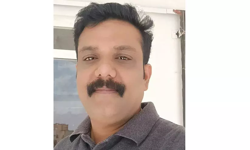 ഹൃദയാഘാതം; പാലക്കാട് സ്വദേശി ഒമാനില് നിര്യാതനായി ഹൃദയാഘാതം; പാലക്കാട് സ്വദേശി ഒമാനില് നിര്യാതനായി