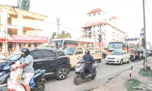 അങ്കമാലിയിലെ ഗതാഗതക്കുരുക്ക്; ബസ​​ുടമകൾ പ്രക്ഷോഭത്തി​ലേക്ക്​