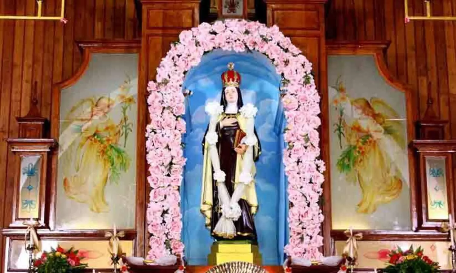 മാഹി പള്ളിയെ മാർപാപ്പ ബസിലിക്കയായി ഉയർത്തി; വടക്കൻ കേരളത്തിലെ ആദ്യ ബസിലിക്ക