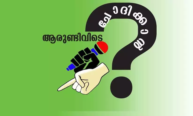 കോട്ടയം നഗരവീഥി കൈയടക്കി തെരുവുനായ്ക്കൂട്ടം കോട്ടയം നഗരവീഥി കൈയടക്കി തെരുവുനായ്ക്കൂട്ടം