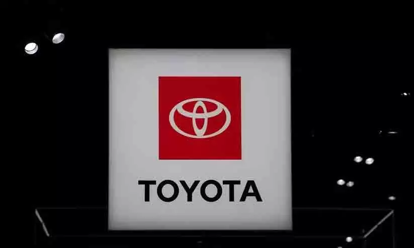 എയർ ബാഗിൽ തകരാർ; 10 ലക്ഷം കാറുകൾ തിരികെ വിളിച്ച് ടൊയോട്ട