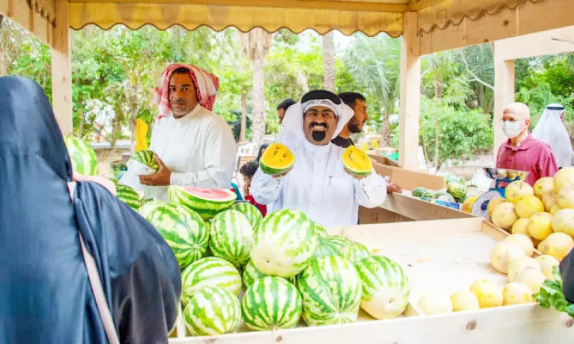 ഫാ​ർ​മേ​ഴ്​​സ്​ മാ​ർ​ക്ക​റ്റി​ന്​ നാ​ളെ തു​ട​ക്ക​മാ​വും