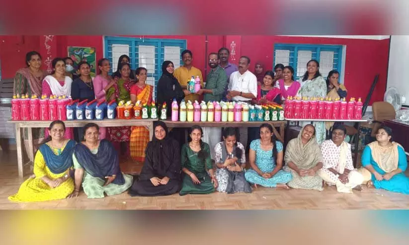 സ്വന്തം കാലിൽ നിൽക്കാനുള്ള ഊർജം തേടി ഭിന്നശേഷിക്കാരുടെ അമ്മമാർ