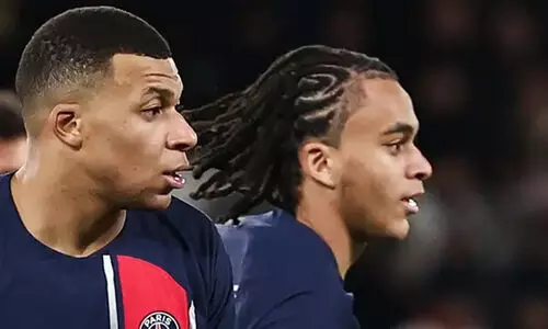 സഹോദരൻ ഏഥാൻ എംബാപ്പെയുടെ അരങ്ങേറ്റ ദിനം കളറാക്കി കിലിയൻ എംബാപ്പെ