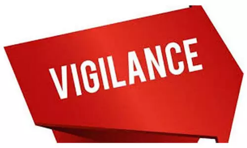 ലൈഫ് വീടിന് 10,000 രൂപ കൈക്കൂലി: മലപ്പുറത്ത് വി.ഇ.ഒ വിജിലൻസ് പിടിയിൽ