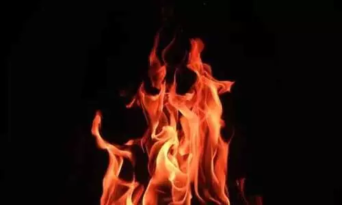 പമ്പയിൽ കെ.എസ്.ആർ.ടി.സി ബസിന് തീപിടിച്ചു