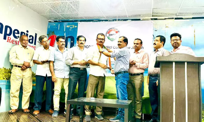 മുഹമ്മദലി കൂടാളിക്ക് ഒ.ഐ.സി.സി സ്വീകരണം നൽകി മുഹമ്മദലി കൂടാളിക്ക് ഒ.ഐ.സി.സി സ്വീകരണം നൽകി