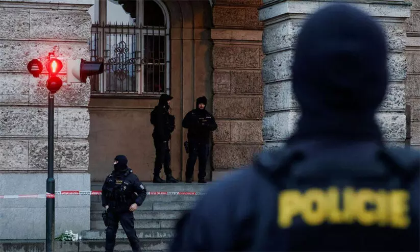 പ്രാഗ് വെടിവെപ്പ് യു.എ.ഇ പൗരനും ഭാര്യക്കും പരിക്ക് പ്രാഗ് വെടിവെപ്പ് യു.എ.ഇ പൗരനും ഭാര്യക്കും പരിക്ക്