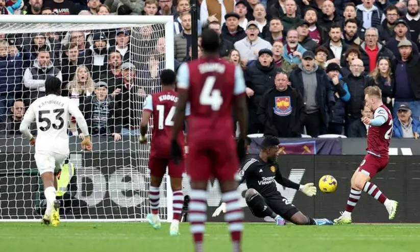 രക്ഷയില്ല, തോൽവി തന്നെ! വെസ്റ്റ്ഹാമിനോടും തോറ്റ് യുനൈറ്റഡ് (2-0)