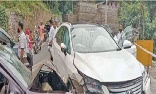 മലയോര ഹൈവേയിൽ ആനക്കല്ലുംപാറയിൽ വാഹനാപകടം ആവർത്തിക്കുന്നു