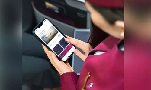 കാബിൻ ക്രൂവിനെ സ്മാർട്ടാക്കി ഖത്തർ എയർവേസ് കാബിൻ ക്രൂവിനെ സ്മാർട്ടാക്കി ഖത്തർ എയർവേസ്