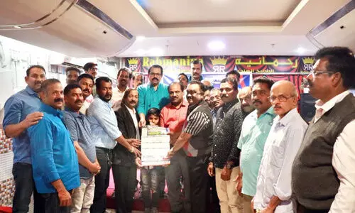 ഷി​ഫ മ​ല​യാ​ളി സ​മാ​ജം പു​തു​വ​ർ​ഷ ക​ല​ണ്ട​ർ പ്ര​കാ​ശ​നം ചെ​യ്തു