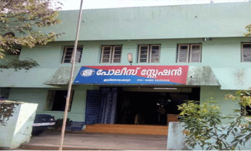 ഹ​രി​ത​ക​ര്‍മ സേ​നാം​ഗ​ത്തെ വീ​ട്ടു​ട​മ മ​ര്‍ദിച്ച​താ​യി പ​രാ​തി