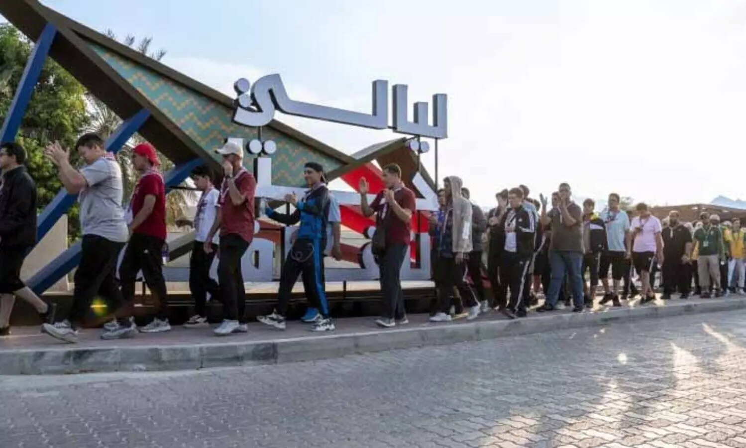 ആ​വേ​ശം പ​ക​ർ​ന്ന്​ ഹ​ത്ത ഫെ​സ്റ്റി​വ​ൽ;​ സ​ന്ദ​ർ​ശ​ക​പ്ര​വാ​ഹം