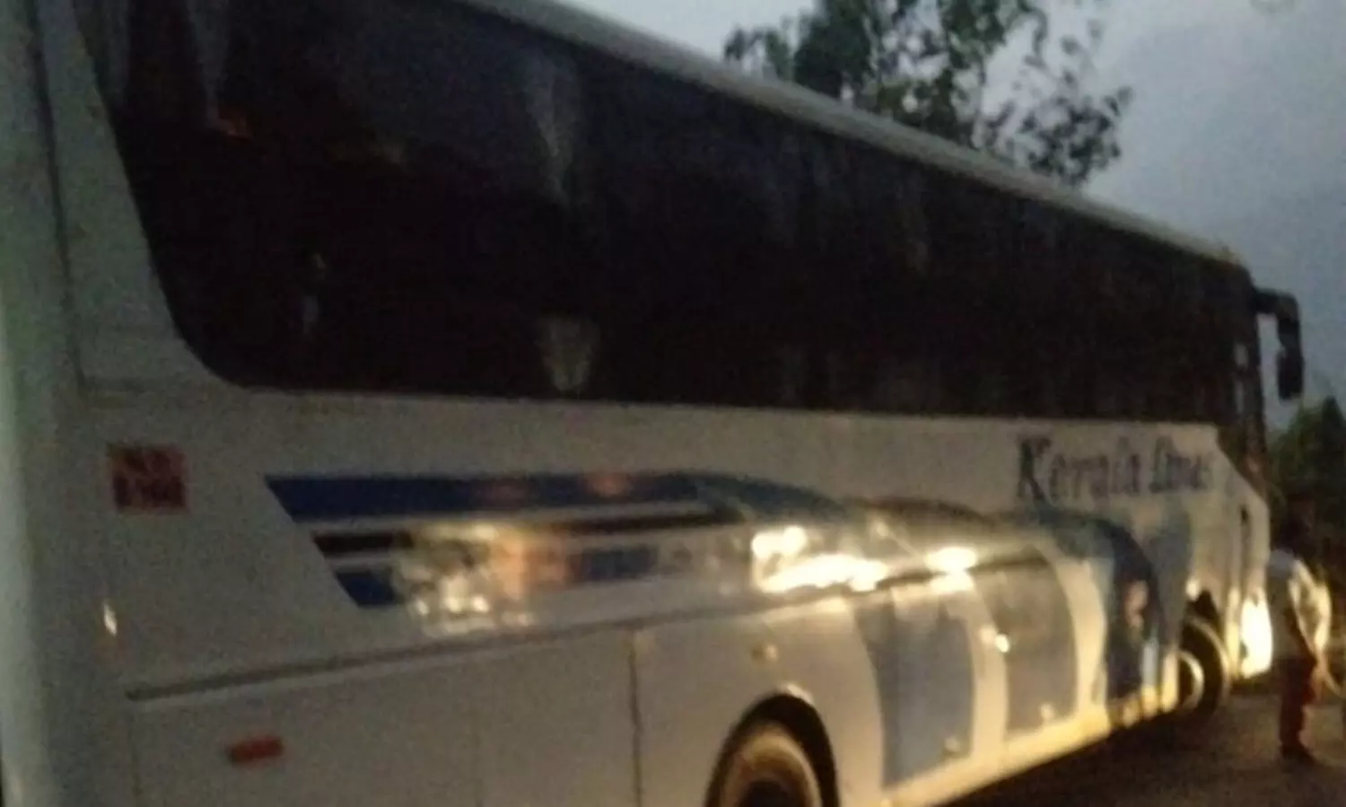 താമരശ്ശേരി ചുരത്തിൽ ബസ് കേടായി;  ഇന്നും ഗതാഗത തടസം