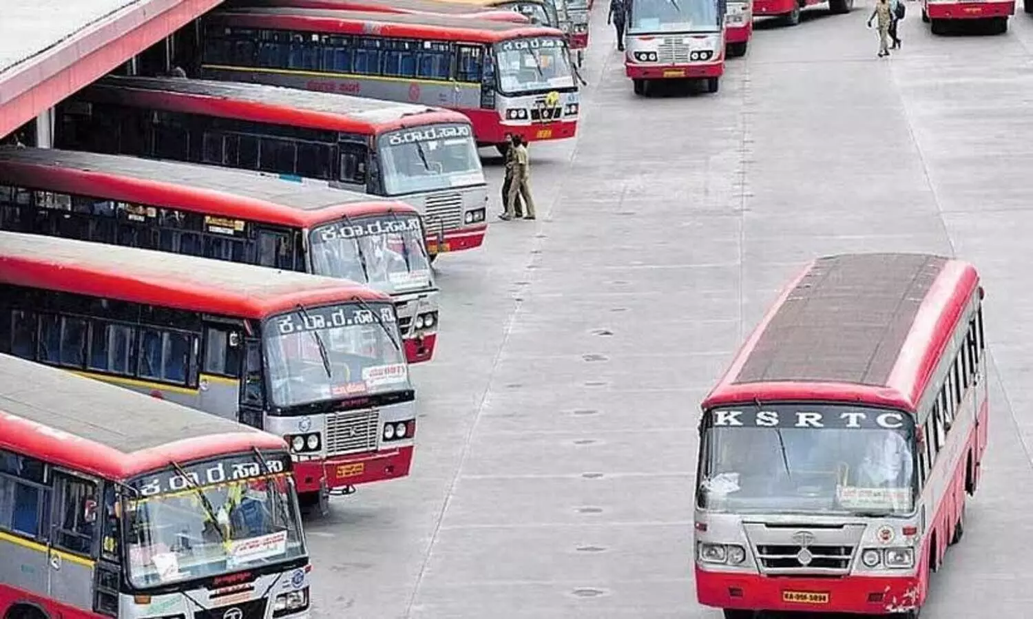 അ​പ​ക​ട സ്ഥ​ല​ങ്ങ​ളി​ൽ സ​ഹാ​യ​ത്തി​ന് 20 ജീ​പ്പു​ക​ളു​മാ​യി ക​ർ​ണാ​ട​ക ആ​ർ.​ടി.​സി