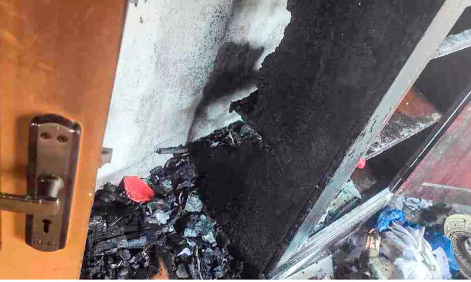 തീപിടിത്തത്തിൽ ഗൃഹോപകരണങ്ങൾ കത്തിനശിച്ചു