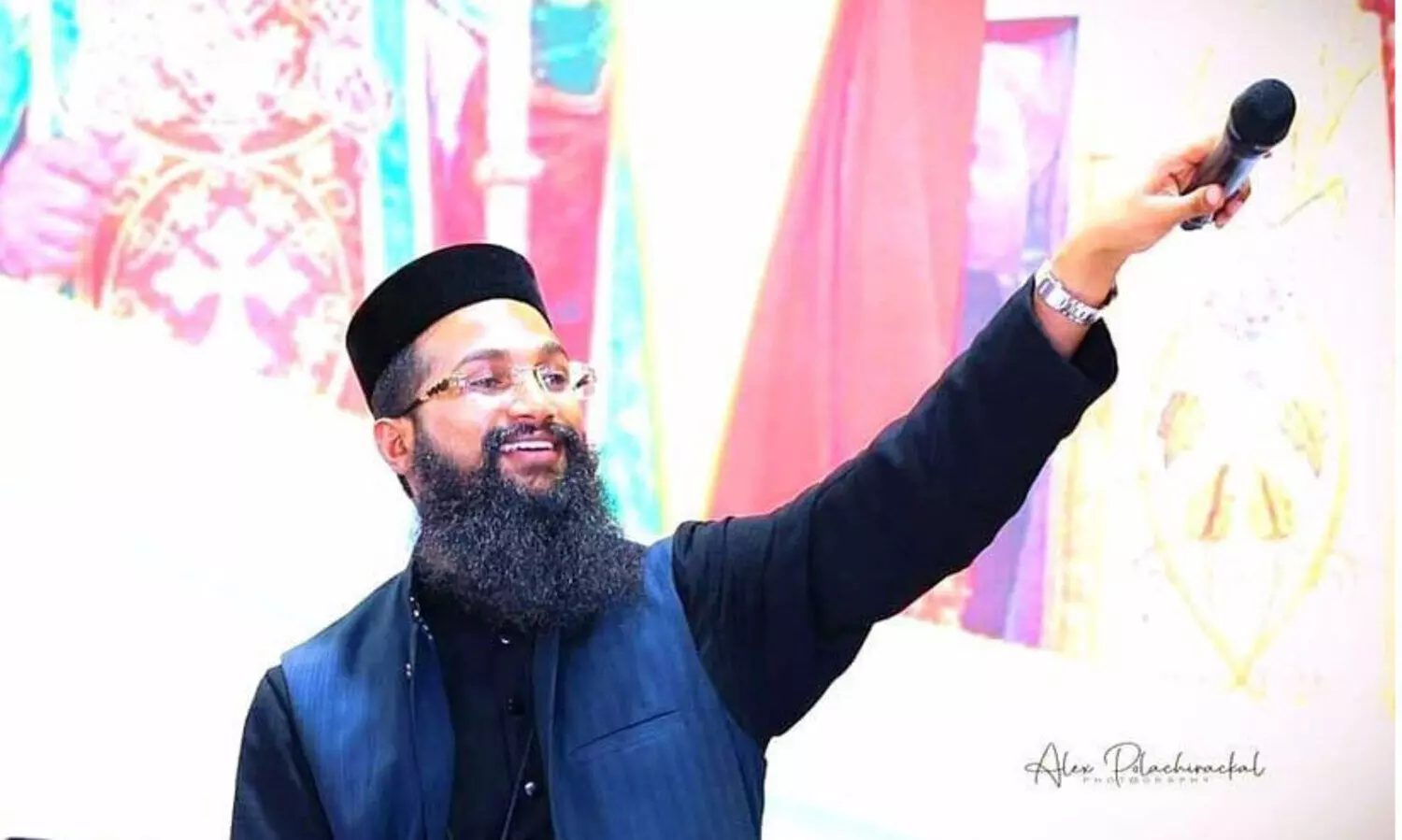 പാ​ട്ട​ച്ഛ​ന്റെ ക​രോ​ൾ