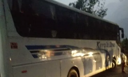 താമരശ്ശേരി ചുരത്തിൽ ബസ് കേടായി;  ഇന്നും ഗതാഗത തടസം