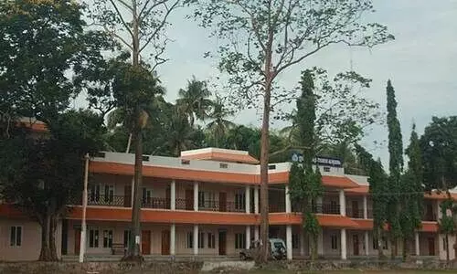 ഹ​രി​ത​ക​ർ​മ സേ​നാം​ഗ​ത്തി​നെ​തി​രെ​ കൈ​യേ​റ്റം; ഇ​രി​ങ്ങാ​ല​ക്കു​ട ന​ഗ​ര​സ​ഭ യോ​ഗ​ത്തി​ൽ ഭ​ര​ണ-​പ്ര​തി​പ​ക്ഷ വാ​ഗ്വാ​ദം