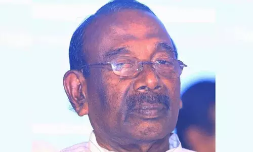 മുൻ സന്തോഷ് ട്രോഫി താരവും പരിശീലകനുമായ ടി.എ. ജാഫർ അന്തരിച്ചു മുൻ സന്തോഷ് ട്രോഫി താരവും പരിശീലകനുമായ ടി.എ. ജാഫർ അന്തരിച്ചു