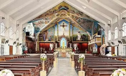 കുർബാന തർക്കം: സെൻറ് മേരീസ് ബസിലിക്ക ക്രിസ്മസ് ദിനത്തിലും തുറക്കില്ല കുർബാന തർക്കം: സെൻറ് മേരീസ് ബസിലിക്ക ക്രിസ്മസ് ദിനത്തിലും തുറക്കില്ല