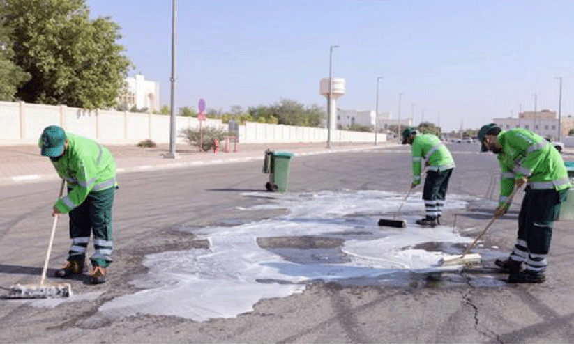 വാ​ഹ​നാ​ഭ്യാ​സം; മൂ​ന്നു പേ​ർ​ക്ക് പി​ഴ​യും റോ​ഡ് ക​ഴു​ക​ലും ശി​ക്ഷ