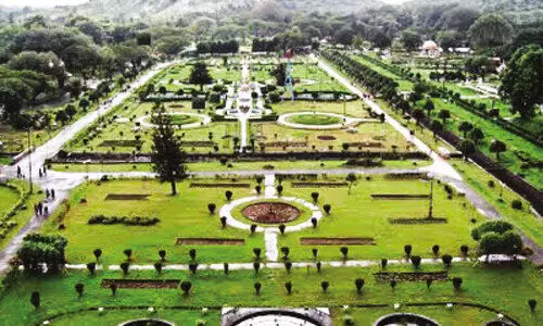 ക്രിസ്മസ്-പുതുവത്സരാഘോഷം; സ​ന്ദ​ർ​ശ​ക​രെ വ​ര​വേ​ൽ​ക്കാ​ൻ വി​നോ​ദ​സ​ഞ്ചാ​ര കേ​ന്ദ്ര​ങ്ങ​ൾ ഒ​രു​ങ്ങി