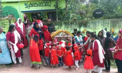 ക​ല്ലി​ൻ​മൂ​ട് അം​ഗ​ൻ​വാ​ടി​യി​ൽ ക്രി​സ്​​മ​സ് ആ​ഘോ​ഷം