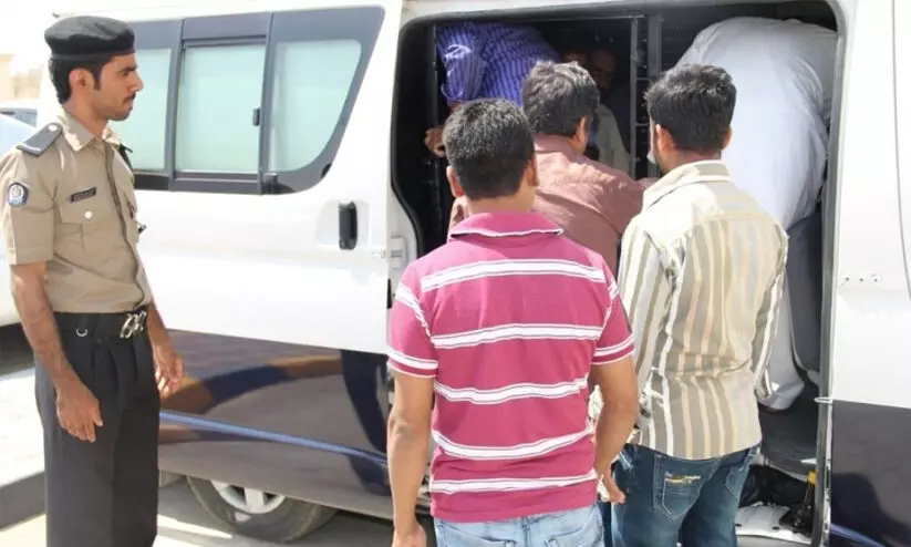 അനധികൃത തൊഴിലാളികളെ കണ്ടെത്തൽ; പരിശോധന നടത്തുക തൊഴിൽ മന്ത്രാലയ ഉദ്യോഗസ്ഥർ മാത്രം അനധികൃത തൊഴിലാളികളെ കണ്ടെത്തൽ; പരിശോധന നടത്തുക തൊഴിൽ മന്ത്രാലയ ഉദ്യോഗസ്ഥർ മാത്രം