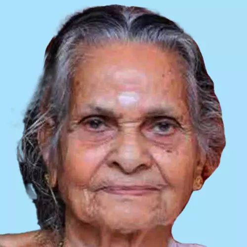 ല​ക്ഷ്മി​ക്കു​ട്ടി അ​മ്മ