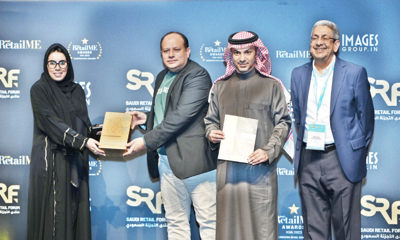 വി​പ​ണി; റീട്ടെയിൽ വിൽപനരംഗത്ത് ഉപഭോക്തൃ സേവന അവാർഡ് നേടി ജിയോർഡാനോ