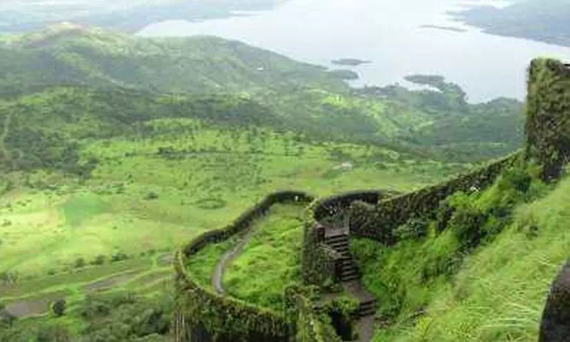 മണ്ണാർക്കാട് മൊഞ്ചാവും മണ്ണാർക്കാട് മൊഞ്ചാവും