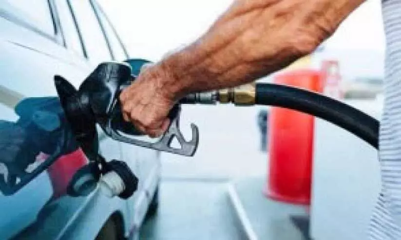 കുവൈത്ത്; പുതുവർഷത്തിൽ അൾട്രാ ഗ്യാസോലിന് വില കുറയും കുവൈത്ത്; പുതുവർഷത്തിൽ അൾട്രാ ഗ്യാസോലിന് വില കുറയും