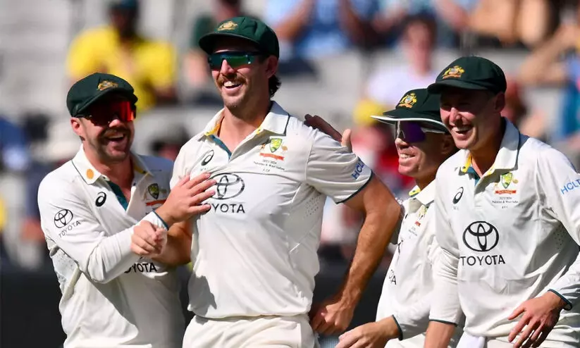 ആസ്ട്രേലിയ 318ന് പുറത്ത്; പതർച്ച വിടാതെ പാകിസ്താൻ