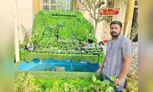 തൃ​ശൂ​ര്‍ സ്വ​ദേ​ശി ഡെ​ന്‍സ​ണ്‍ ഡേ​വി​സ്​ നി​ർ​മി​ച്ച കൃ​ബ്​