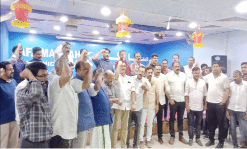 നേ​താ​ക്ക​ൾ​ക്കെ​തി​രെ പൊ​ലീ​സ് അ​ക്ര​മം; ഒ.​ഐ.​സി.​സി പ്ര​തി​ഷേ​ധി​ച്ചു