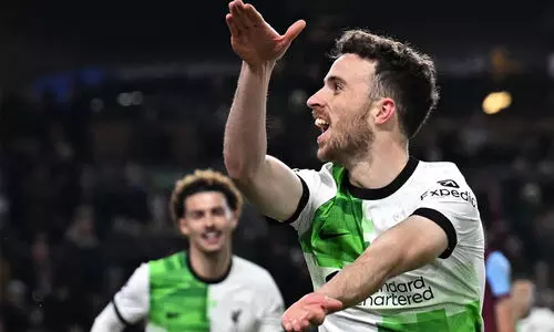 ലിവർപൂൾ അൺസ്റ്റോപ്പബിൾ; ബേൺലിയെ വീഴ്ത്തി ഒന്നാമത്