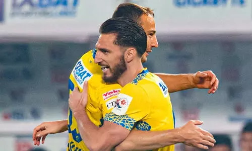 ദിമിത്രിയുടെ സൂപ്പർ ഗോൾ! മോഹൻ ബഗാനെതിരെ ബ്ലാസ്റ്റേഴ്സ് മുന്നിൽ