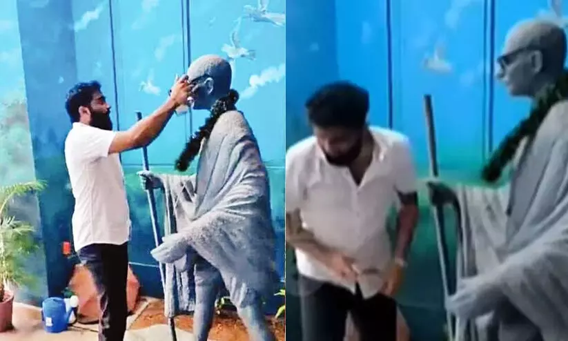 ഗാന്ധിജിയെ അപമാനിച്ച സംഭവം: എസ്.എഫ്.ഐ നേതാവിന് സസ്പെൻഷൻ ഗാന്ധിജിയെ അപമാനിച്ച സംഭവം: എസ്.എഫ്.ഐ നേതാവിന് സസ്പെൻഷൻ